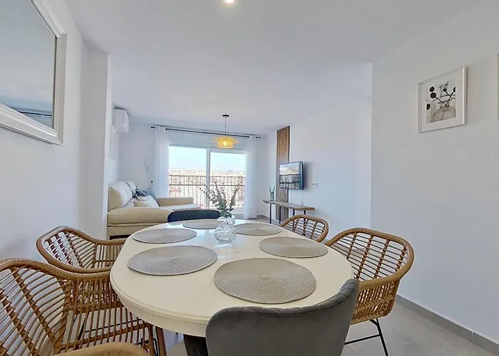 El Puerto De Apartment *